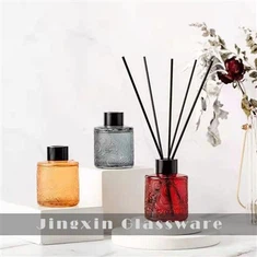 Reljeefne klaasist hajuti