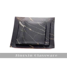 Must kuldne ruut sulatatud klaasplaat